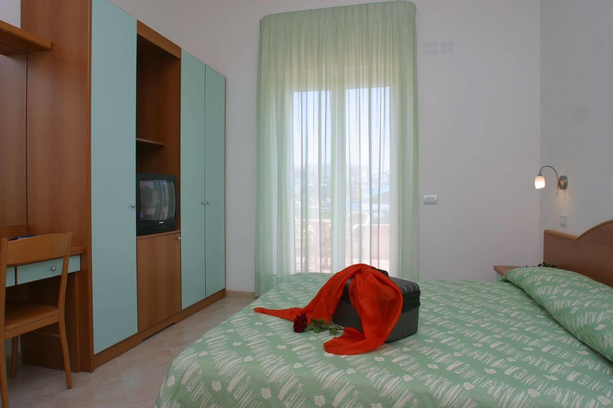 Oasiclub Hotel Vieste Luaran gambar
