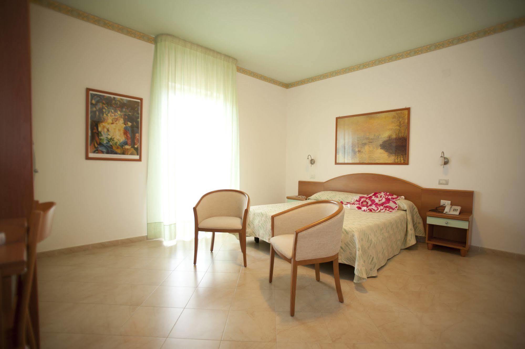 Oasiclub Hotel Vieste Luaran gambar