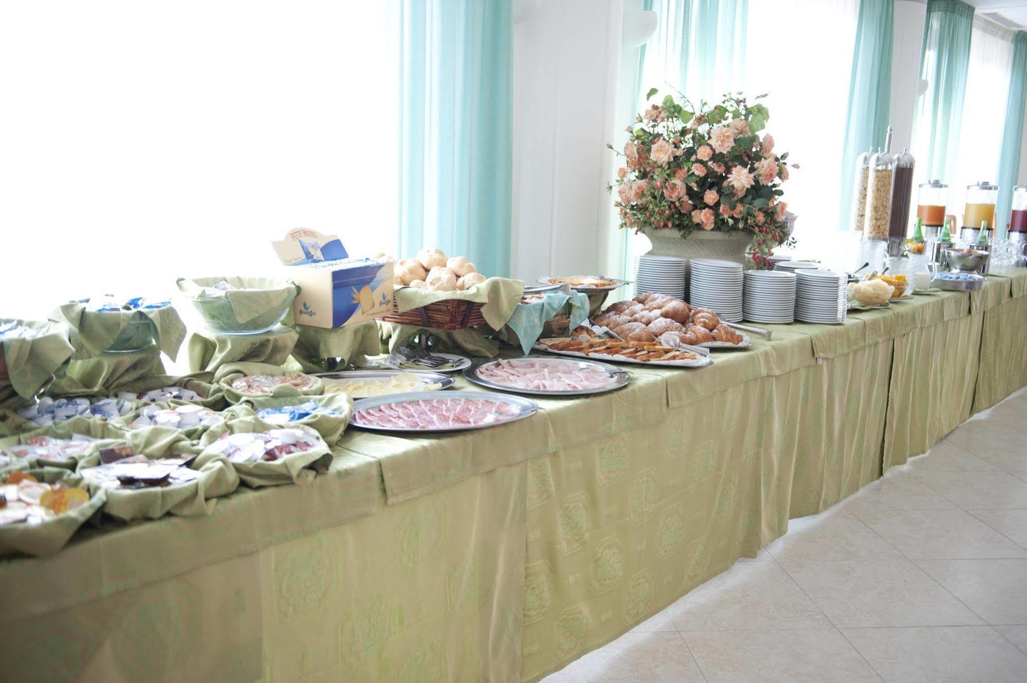 Oasiclub Hotel Vieste Luaran gambar